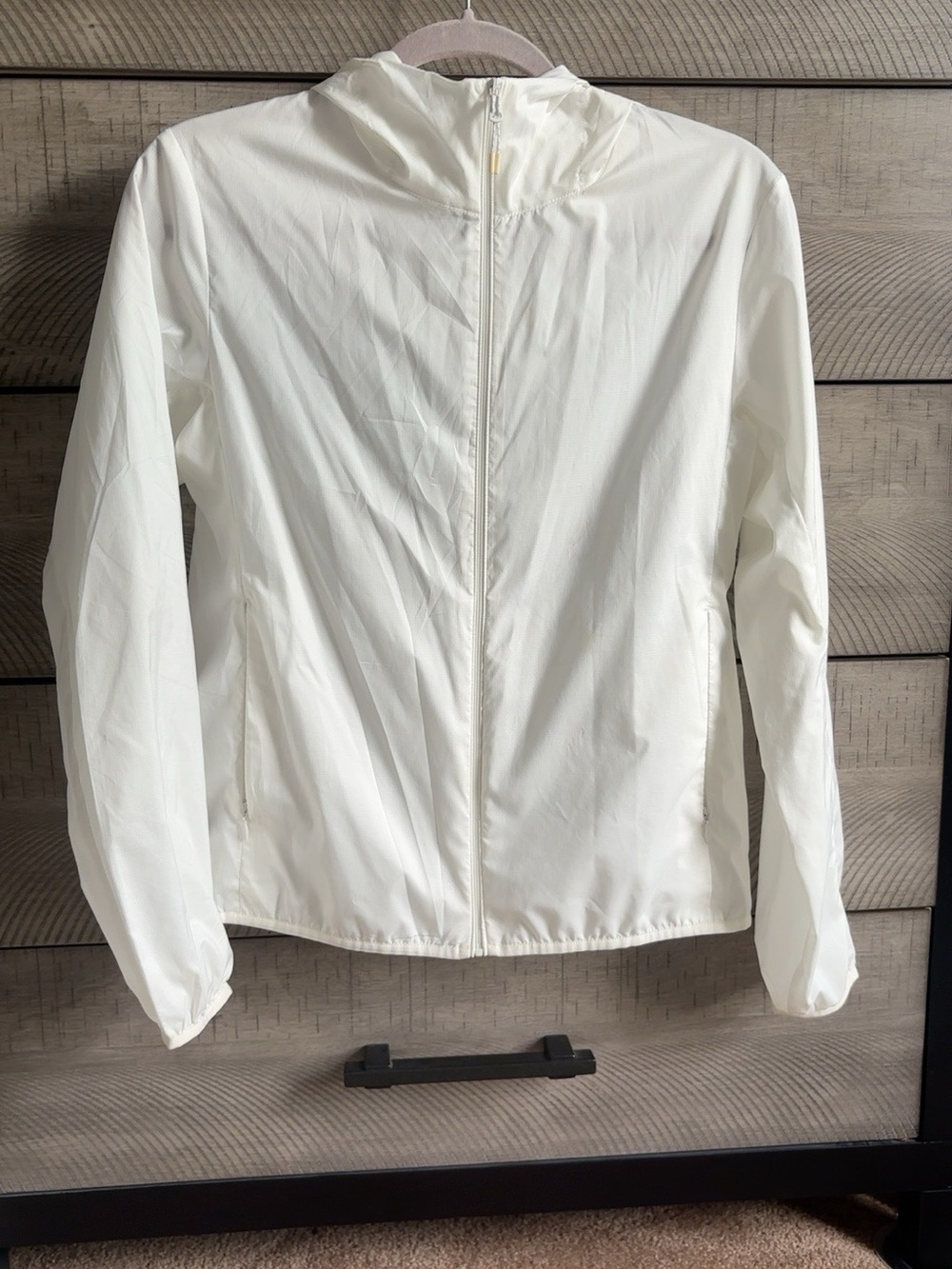 Uniqlo White Lightweight Hooded Windbreaker Jacket S - Picture 2 of 5